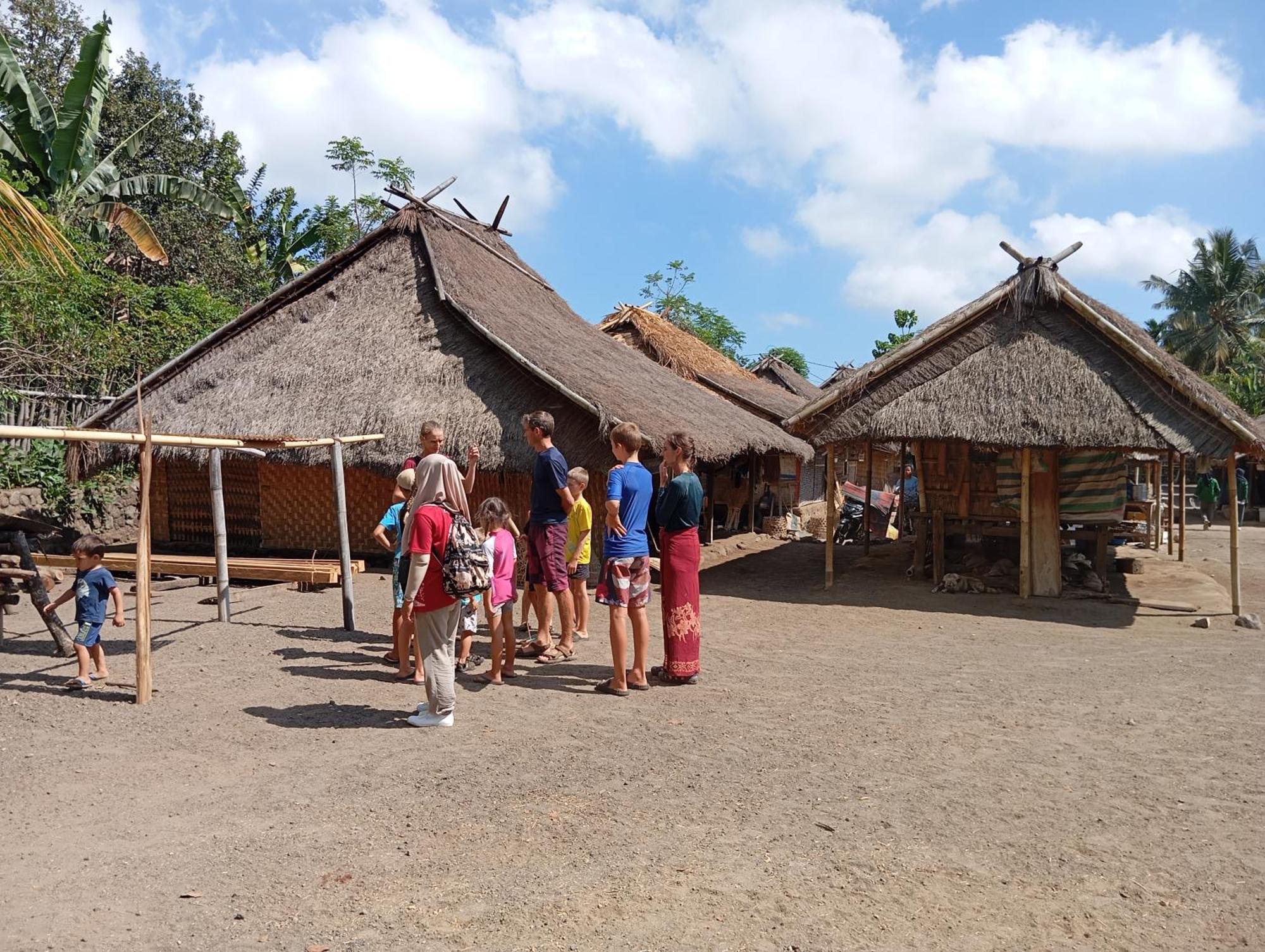Rumah Kawan Senaru House Of Friend Екстериор снимка