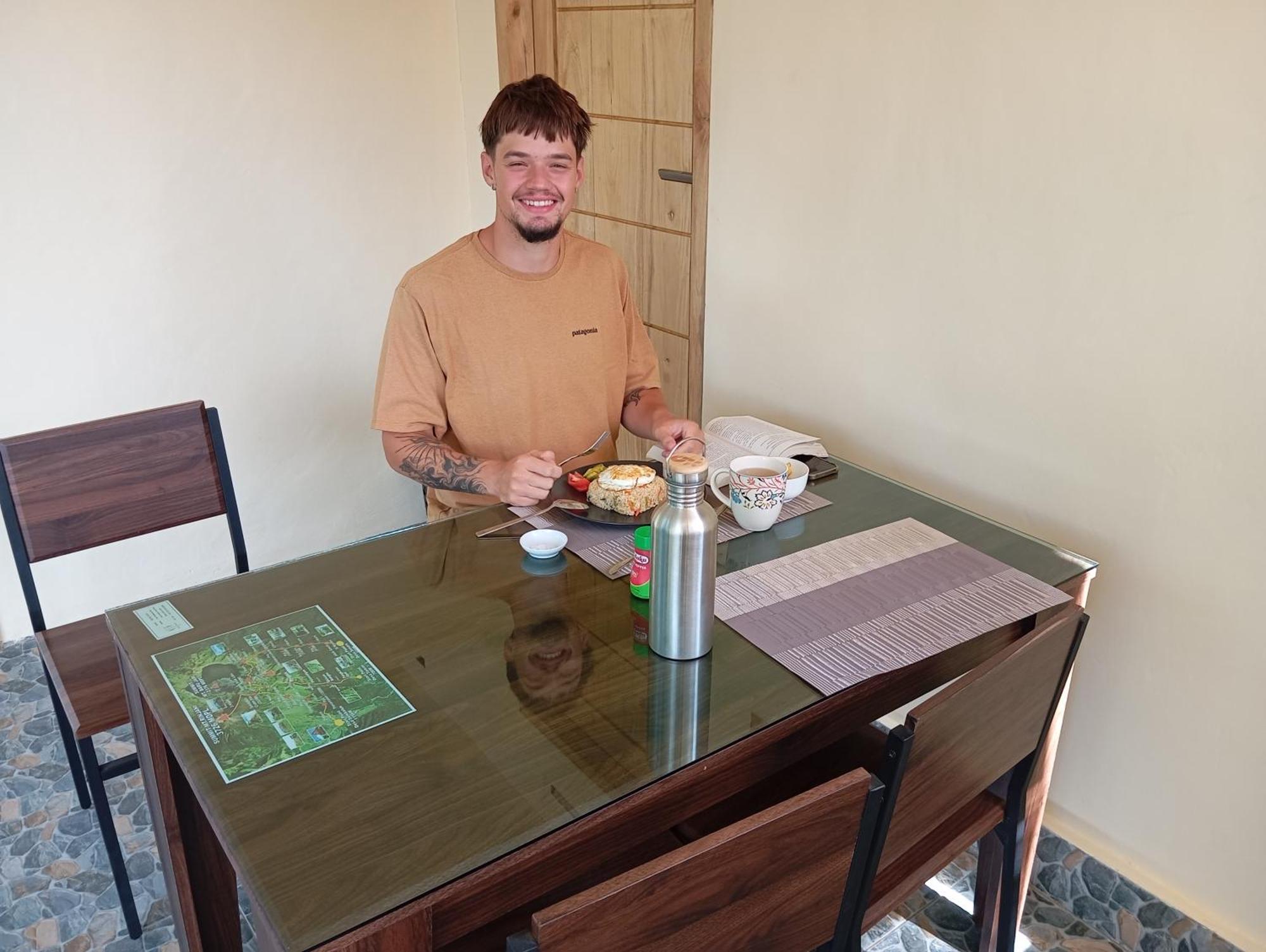 Rumah Kawan Senaru House Of Friend Екстериор снимка