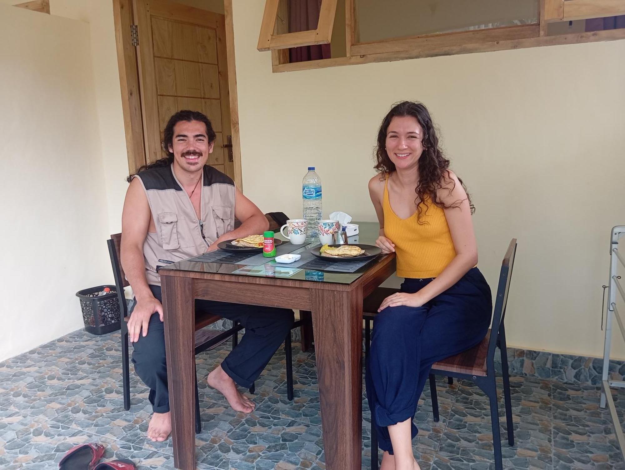 Rumah Kawan Senaru House Of Friend Екстериор снимка